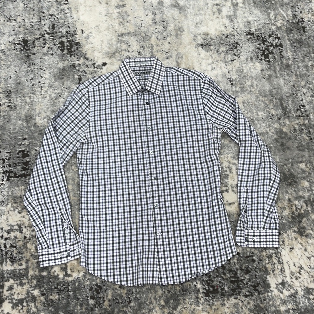 Men’s EXPRESS fitted medium, 15- 15 1/2 long sleeve like new